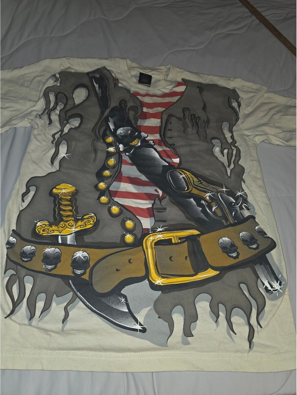 Side Walk Pirate Costume Graphic T-Shirt  100% Cotton - Medium